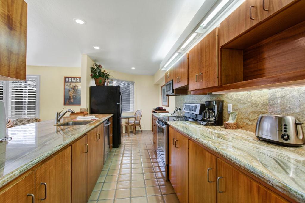 Castle Kanaloa at Kona - Vista Del Océano Parcial De Una Habitación