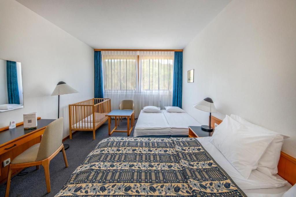 Hotel Club Tihany - Habitación Gemela