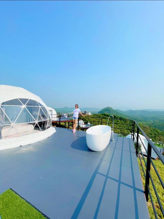 Příroda nedaleko luxury tent