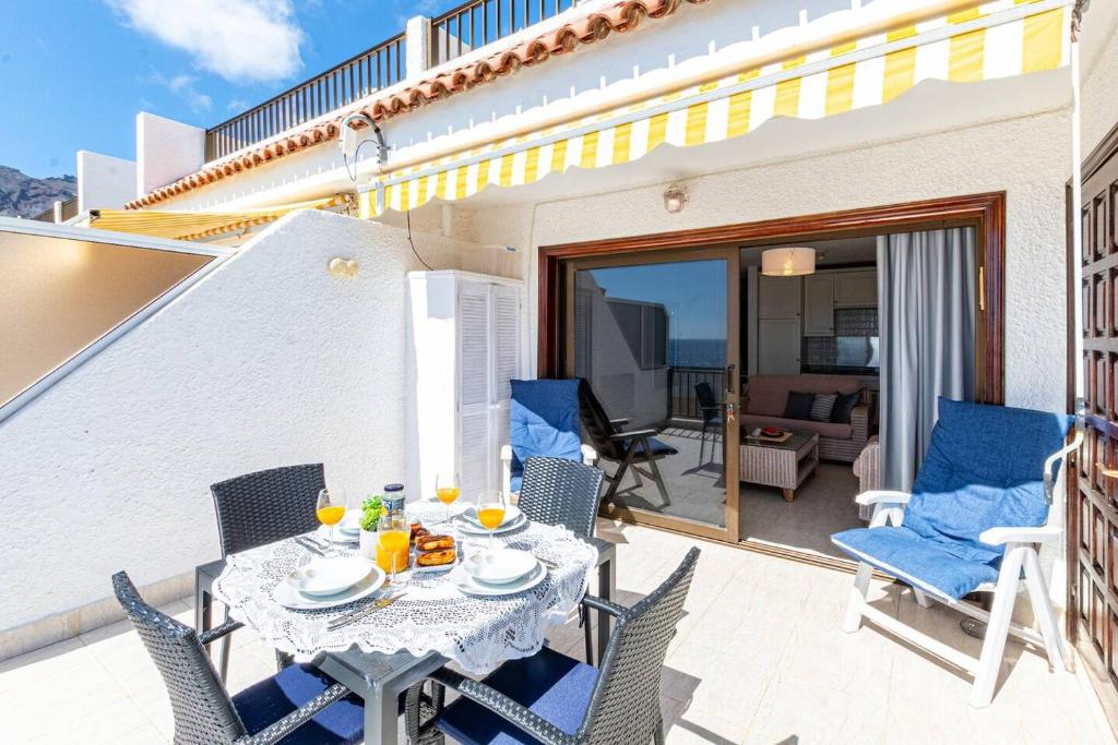 Balkon lub taras w obiekcie Los Gigantes Tamara Apt By Dream Homes Tenerife