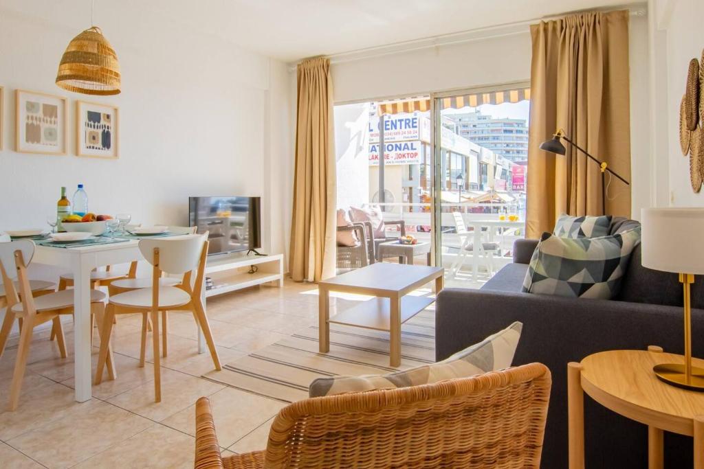 Posezení v ubytování Playa Arena Beach Apt By Dream Homes Tenerife