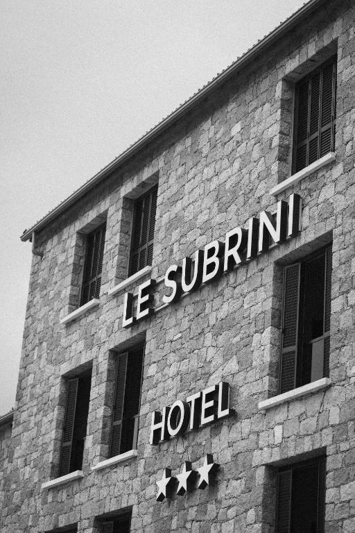 Certifikát, hodnocení, plakát nebo jiný dokument vystavený v ubytování Hôtel & Résidence Le Subrini