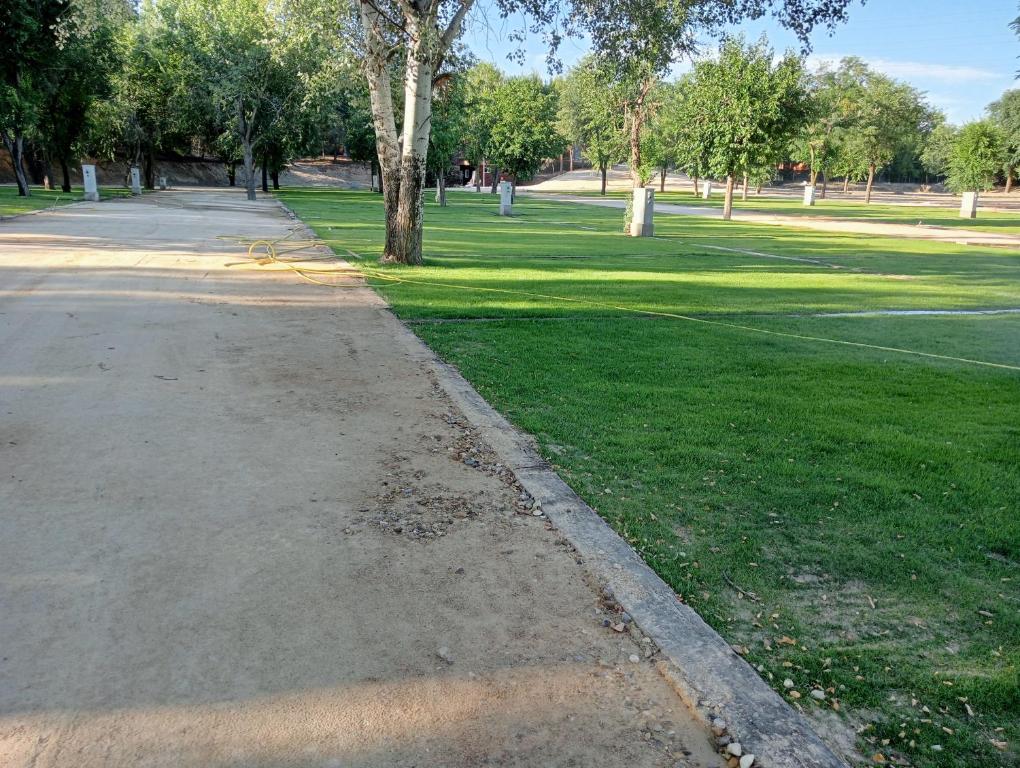 Jardín al aire libre en Complejo La Cigüeña