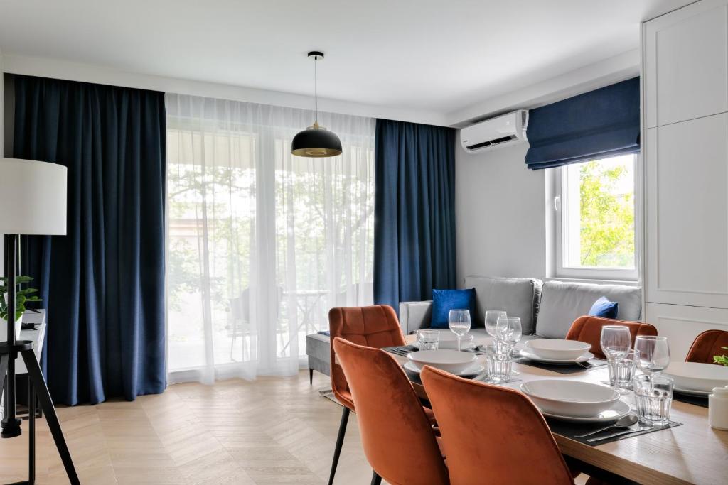 Metropolis Old Town Apartments - 1