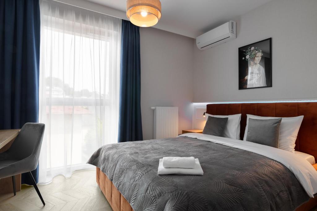 Metropolis Old Town Apartments - 12