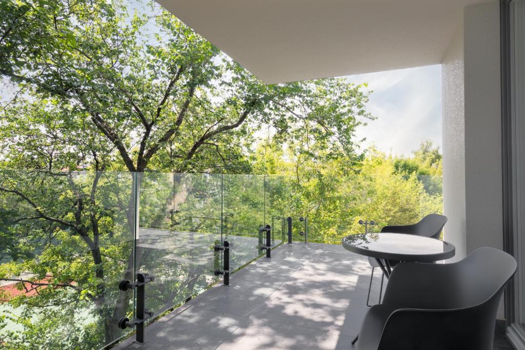 Metropolis Old Town Apartments - 2