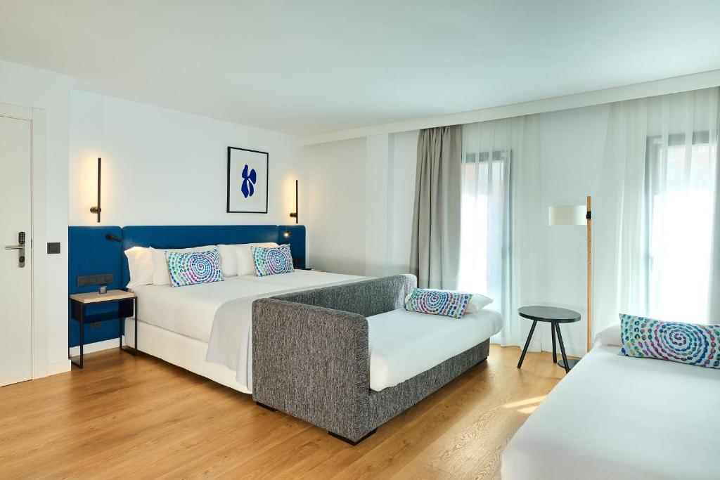 Apartamentos Luna Suites Granada - 10