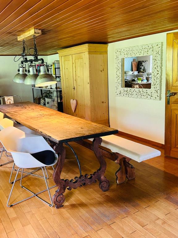 Foto sihtkohas Elgg asuva majutusasutuse B&B Bad Tiefenau, HAUS AN DER QUELLE galeriist