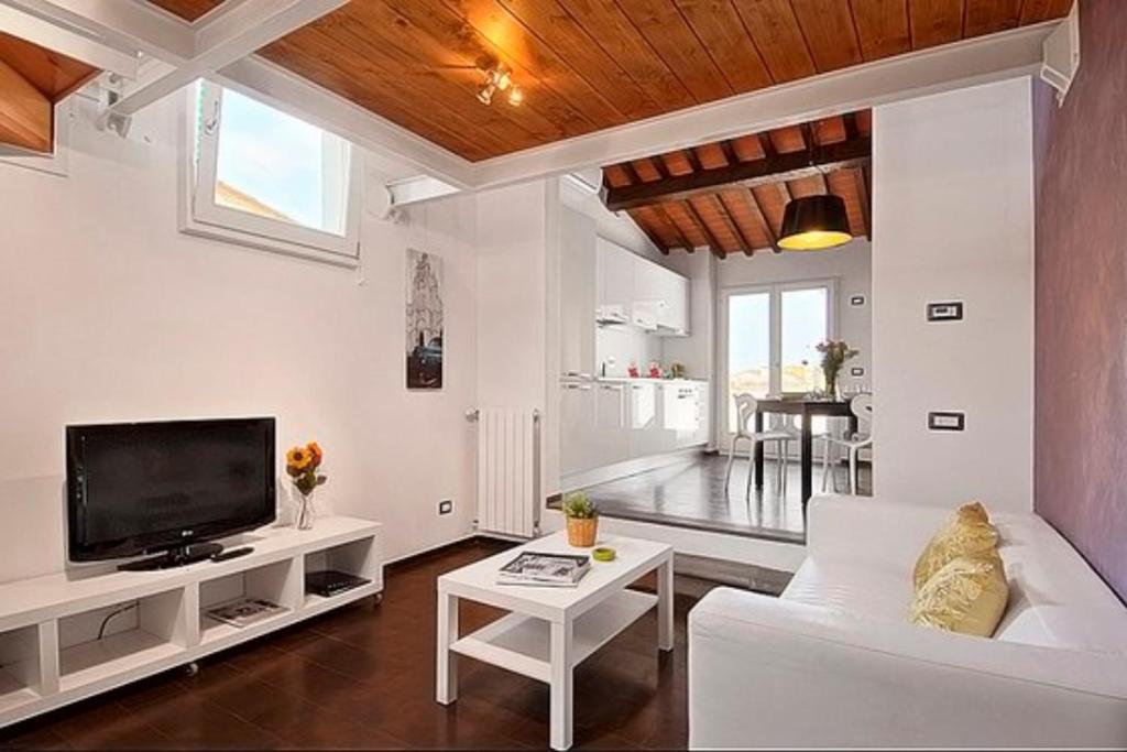Apartments Florence - San Gallo Suite VII with balcony