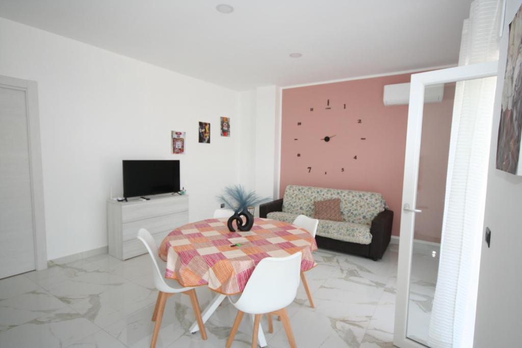 TV a/nebo společenská místnost v ubytování B&B LuxHome