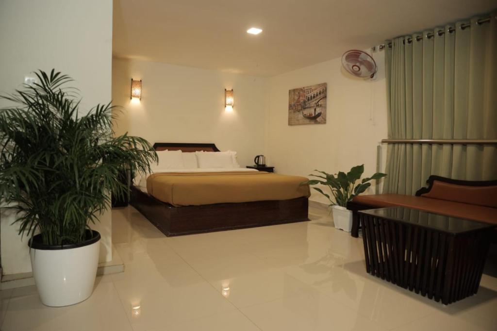 Retro erotika charchagan Ufada jinsiy aloqa