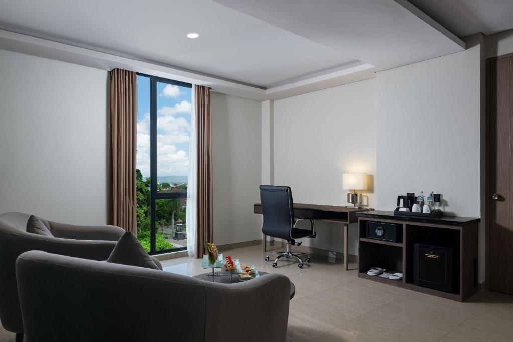 Posezení v ubytování Hotel Santika Blitar