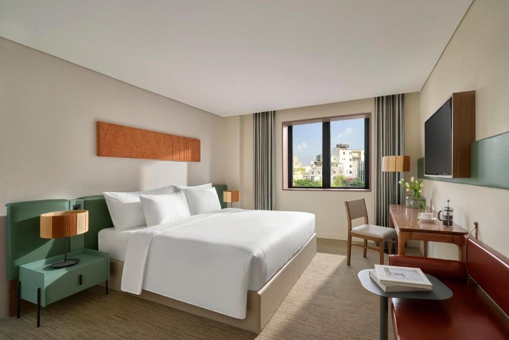 Signature by M Village Thợ Nhuộm - 17