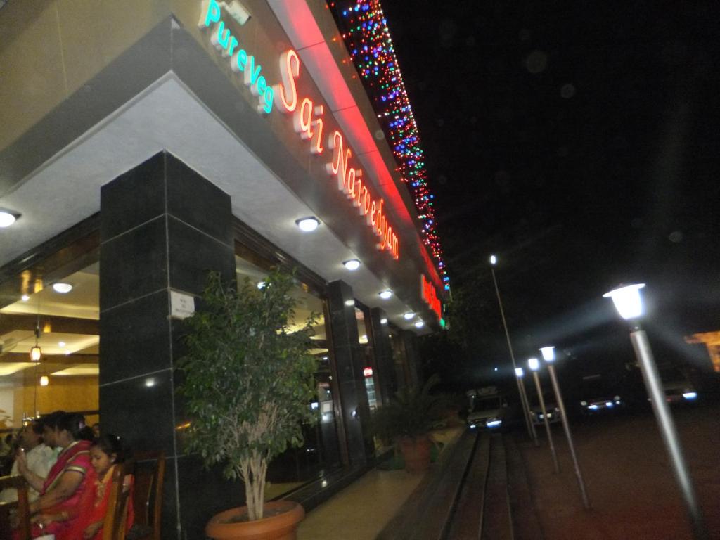 Fotografie z fotogalerie ubytování Hotel G-Square - Shirdi v destinaci Širdi
