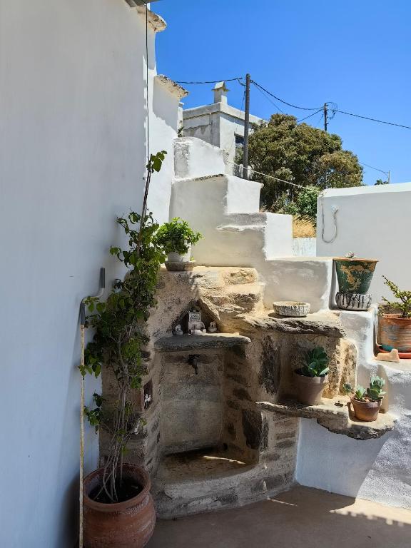 Foto sihtkohas Tinos Town asuva majutusasutuse Vgena's house in Dio Choria galeriist