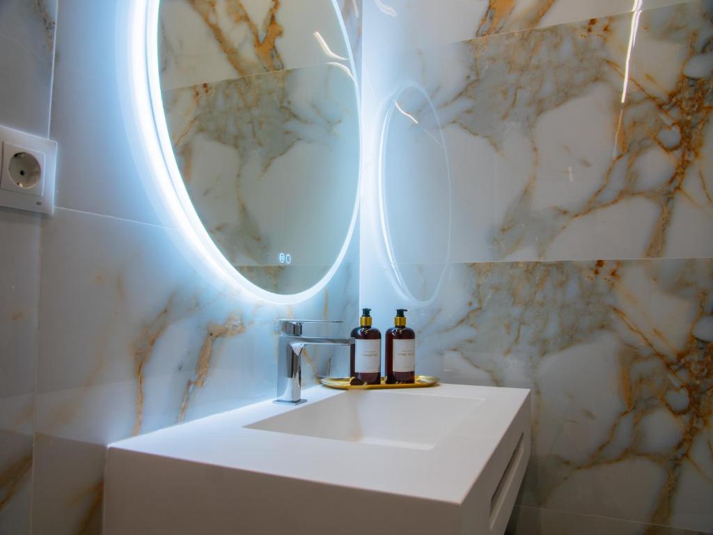 Pries Homes La Casa Azul - 12