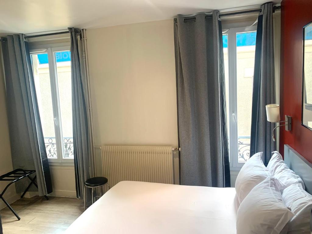 Hipotel Belgrand Edith Piaf - Double Room