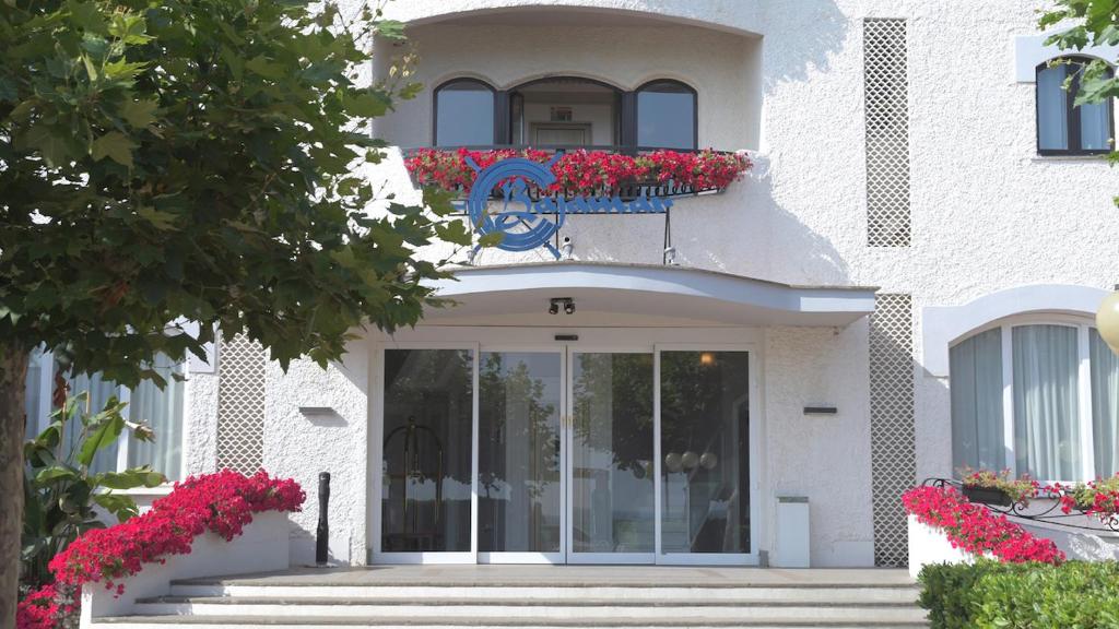 Exteriér nebo vchod ubytování BAJAMAR BEACH HOTEL