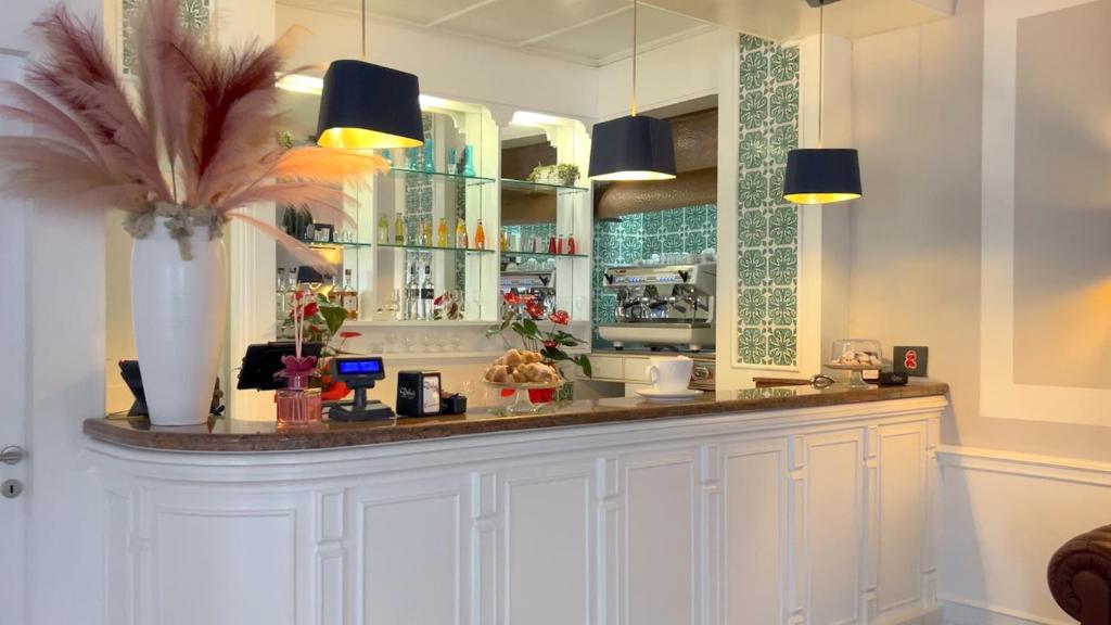 Kuchyň nebo kuchyňský kout v ubytování BAJAMAR BEACH HOTEL