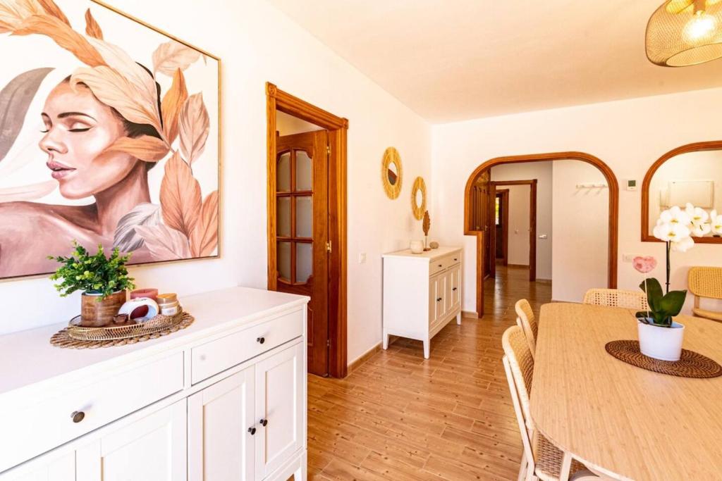 Fotografia z galérie ubytovania Villa Luna With Heated Pool v destinácii Puerto de Santiago
