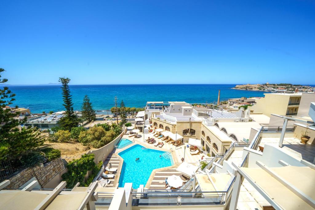 Macaris Suites & Spa - 12