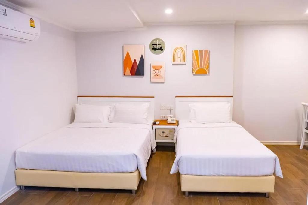 J PLACE HOTEL - Resim 19