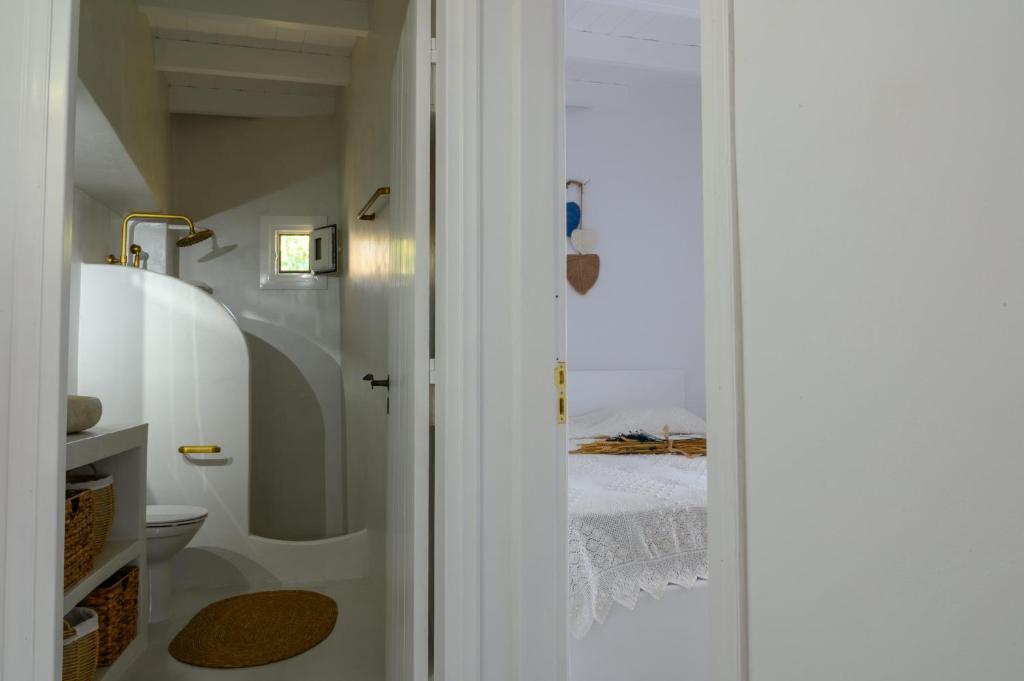 Koupelna v ubytování Siridaki Homes Leros