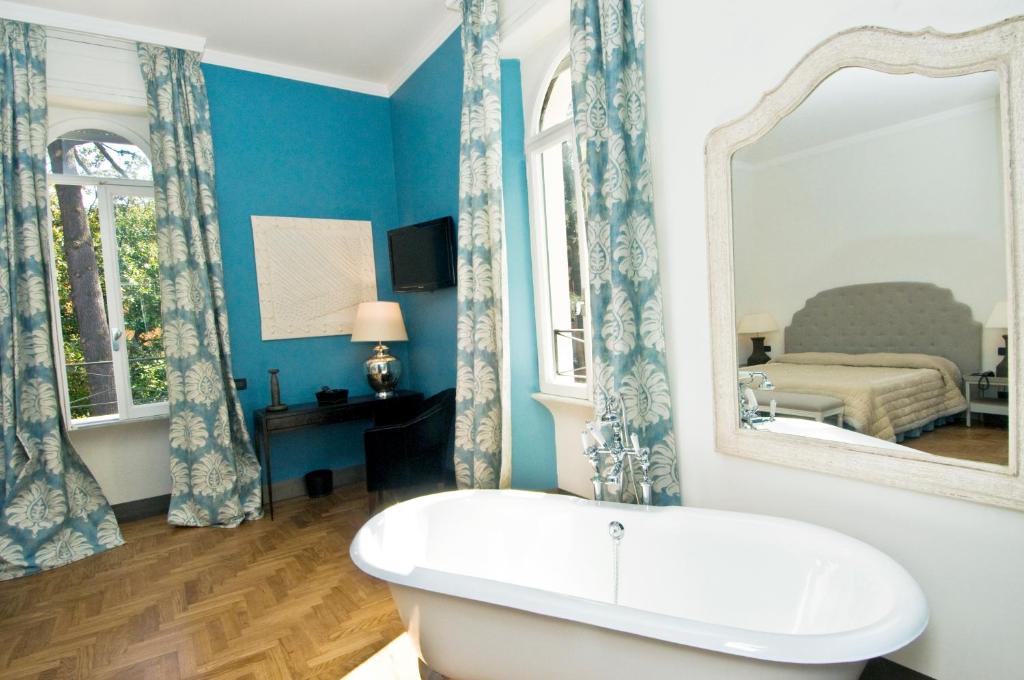 Koupelna v ubytování Hotel Villa Linneo