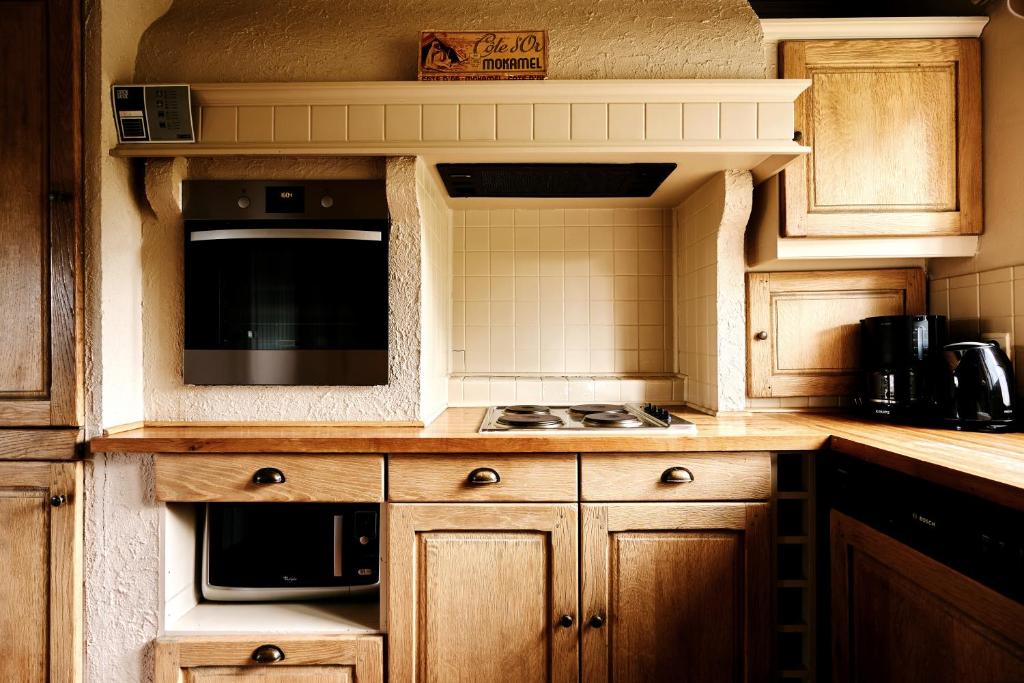 Kuchyň nebo kuchyňský kout v ubytování Gîte des Crêtes