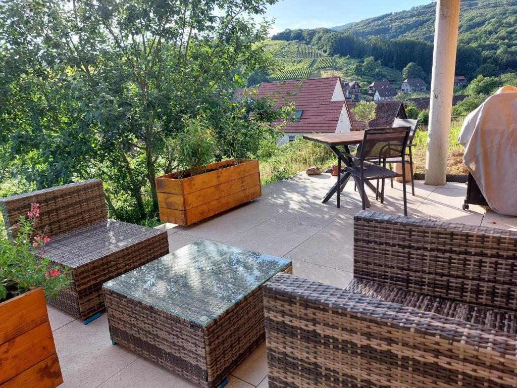 Nespecifikovaný výhled na hory nebo výhled na hory při pohledu z apartmánu