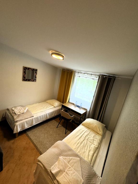 Zajazd Kałużna - Single Room With Bathroom