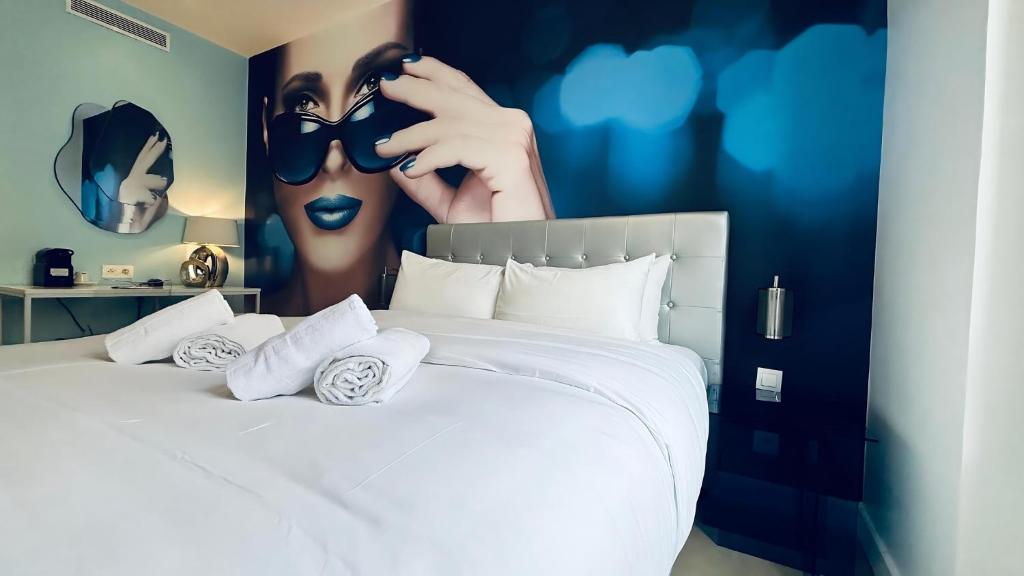 Le Glam's Hotel - Resim 16