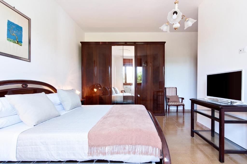 TV a/nebo společenská místnost v ubytování Villa Maroby Rooms & Parking - Lecce Selection