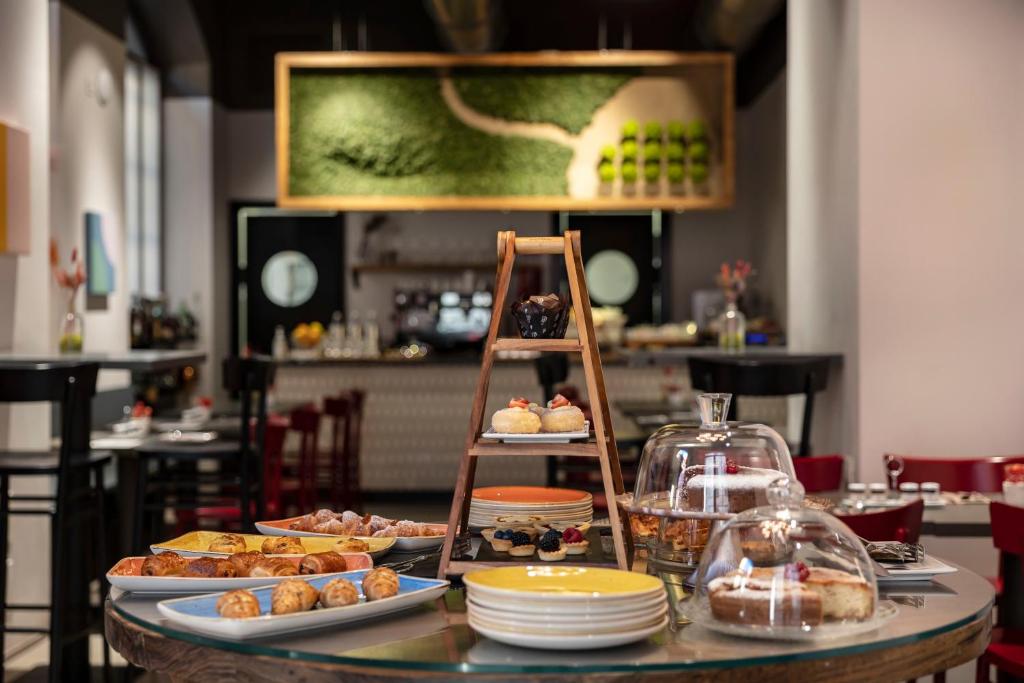 Savona 18 Suites - Resim 26