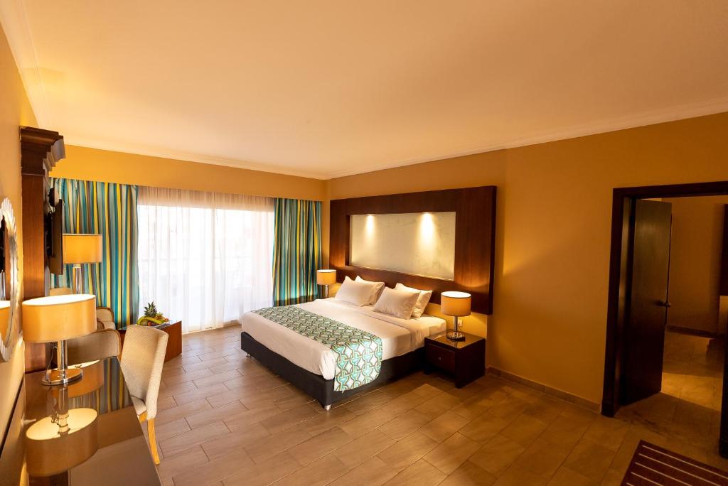 Fun & Sun Naama Waves - 10