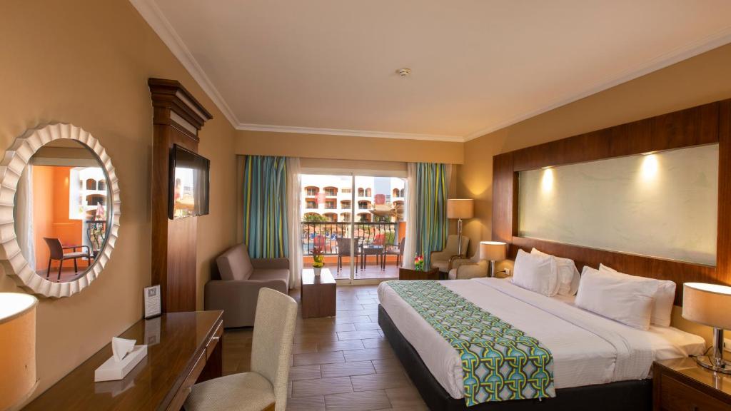 Fun & Sun Naama Waves - 12