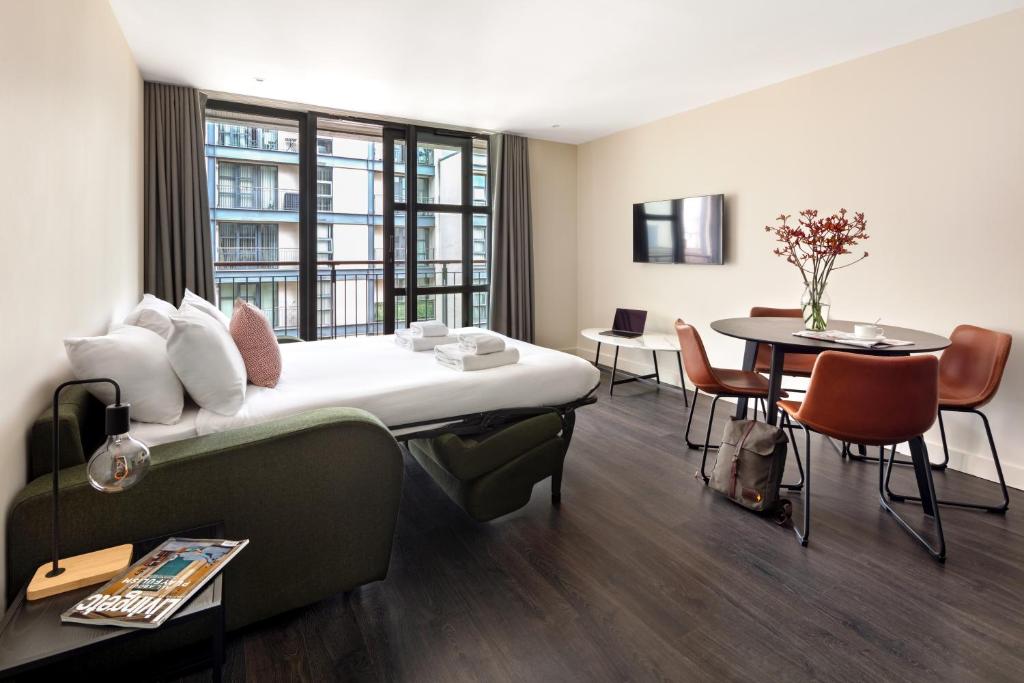 Marlin Canary Wharf - Two-Bedroom Apartment With Sofa Bed