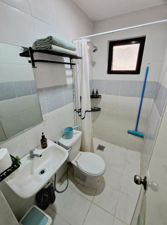 Vannituba majutusasutuses Bahay ni Asik - Homestay near SM City