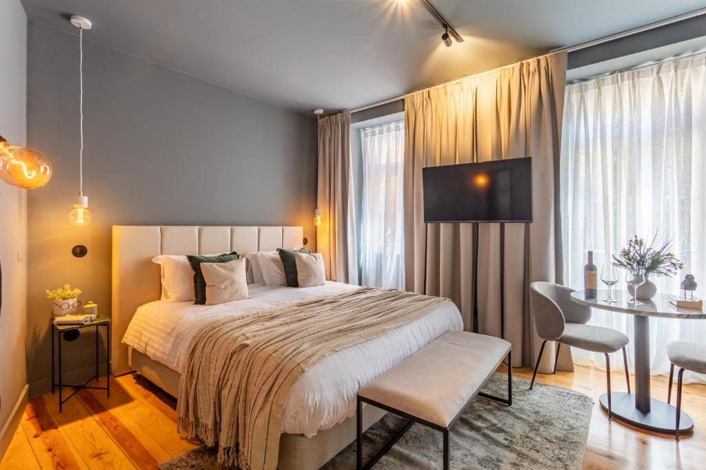 Gralhas Suites