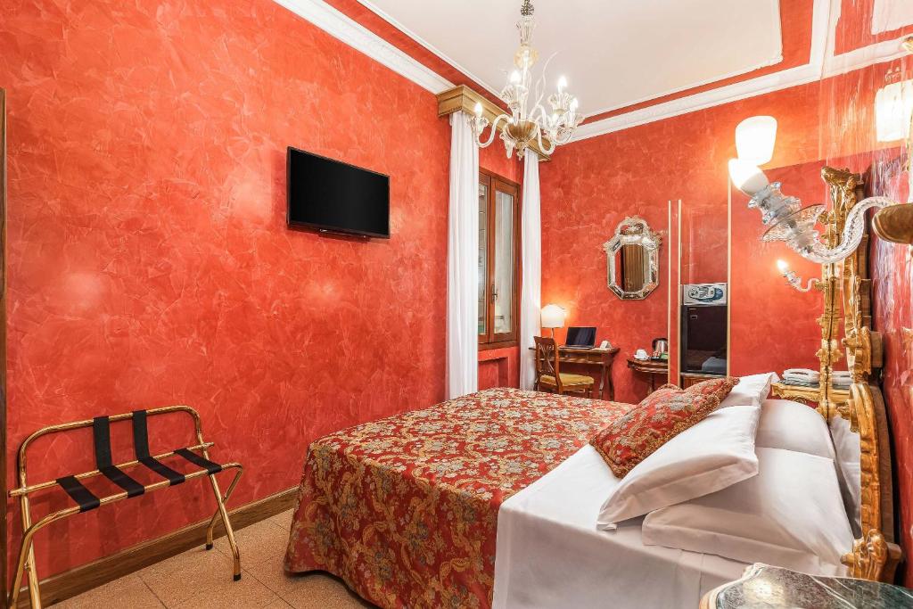 TV a/nebo společenská místnost v ubytování Hotel San Moisè