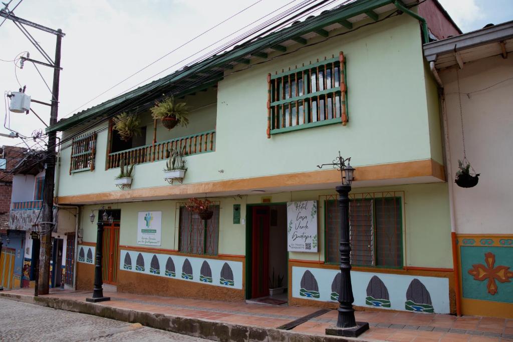 Budova, kde se hostel nachází