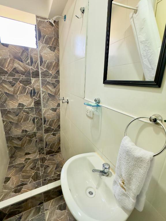 Koupelna v ubytování Casa Medina Hostal