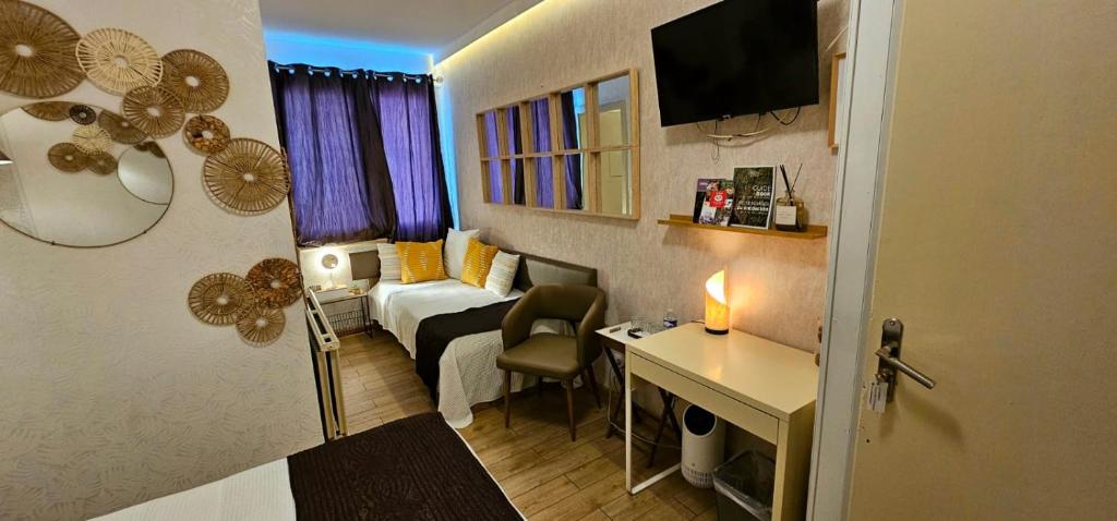 Hôtel-Restaurant du Soleil Levant - Triple Chambre Avec Salle De Bain Privée