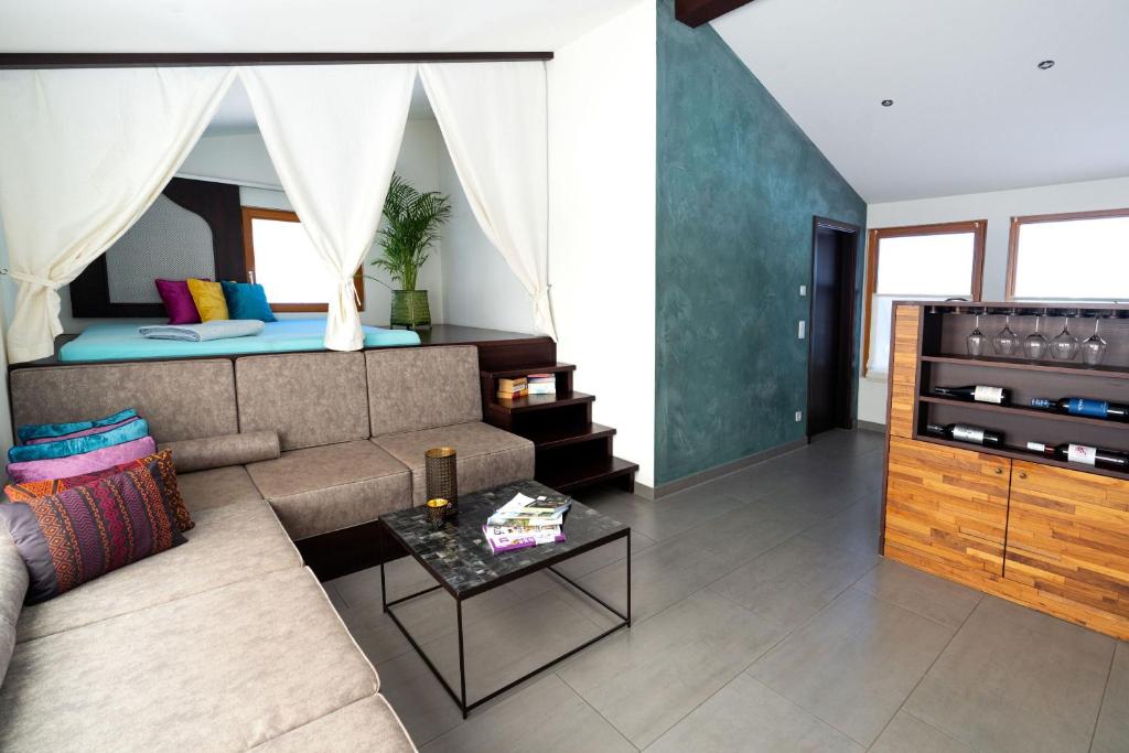 Kuchyň nebo kuchyňský kout v ubytování Naturchalets 7 Sentidos