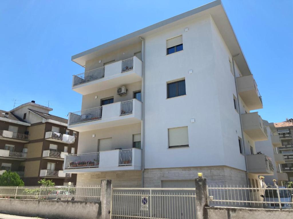 Budova, v ktorej sa apartmán nachádza