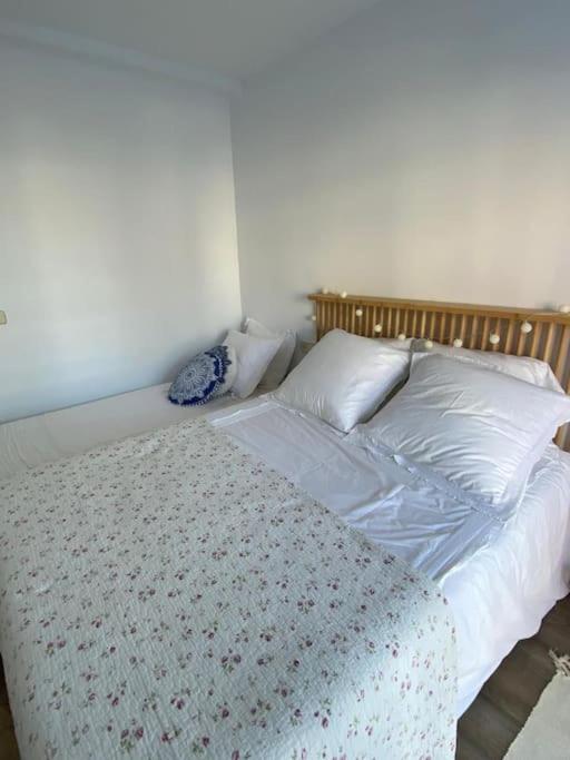 Postel nebo postele na pokoji v ubytování Apartamento primera línea de mar en Platja d'aro