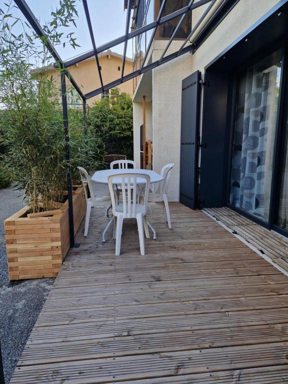 Balkón nebo terasa v ubytování STUDIO 2 chez Fred et Val