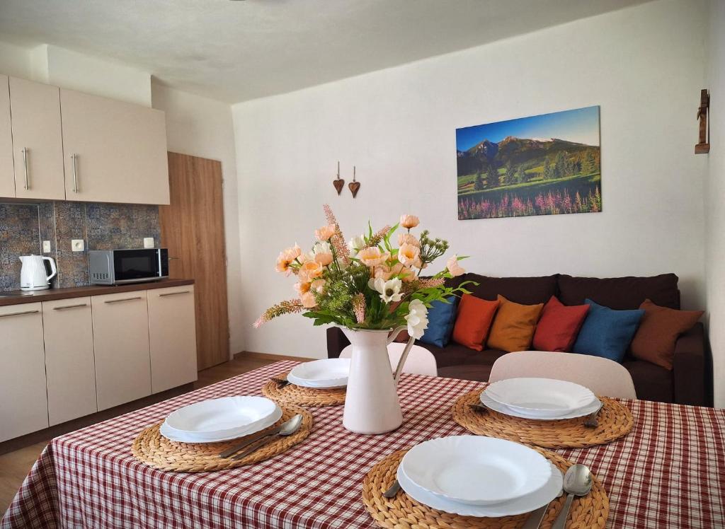 Kuchyň nebo kuchyňský kout v ubytování Apartmány Šafran Štrba