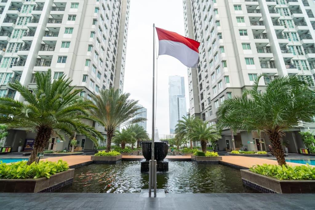 2BR at central city view Thamrin residence Netflix - Two-Bedroom Apartment
