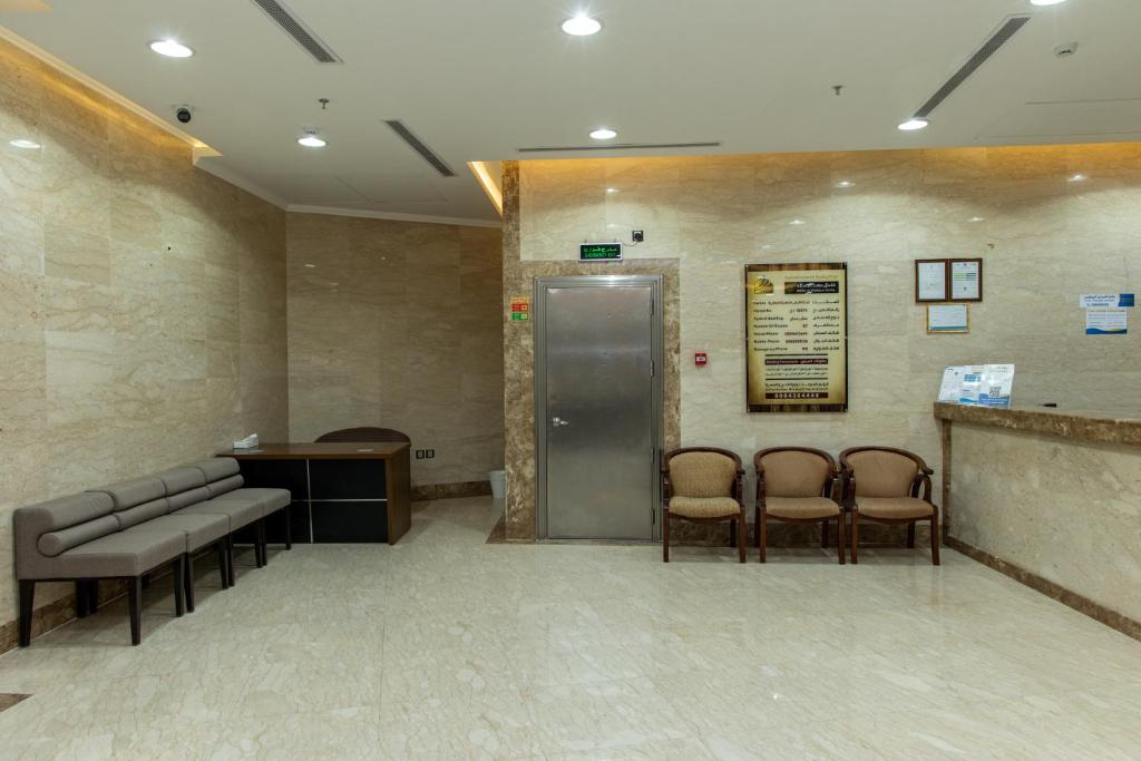 Vstupní hala nebo recepce v ubytování Mahd Al Resala 3 Hotel - فندق مهد الرسالة 3